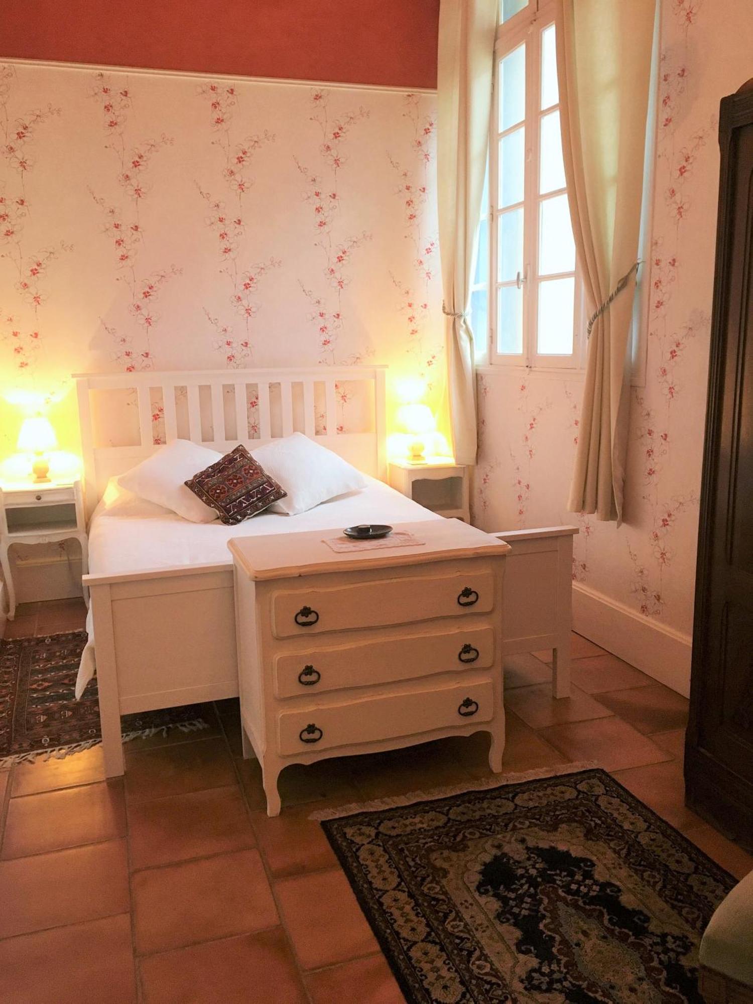 Chateau Du Fraissinet, 6 Gites Sleeping 2-8 Guests, Pool And River On Site La Tronche  Zewnętrze zdjęcie